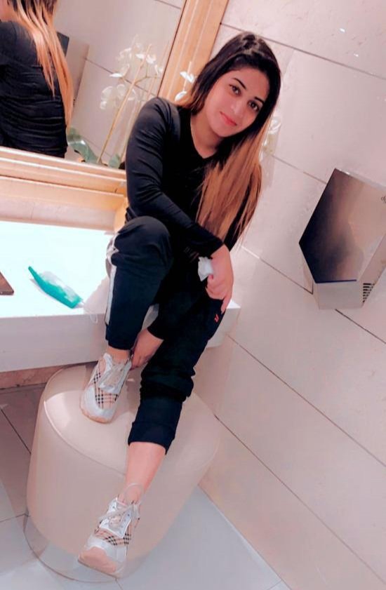 Hot Escorts in Pakistan