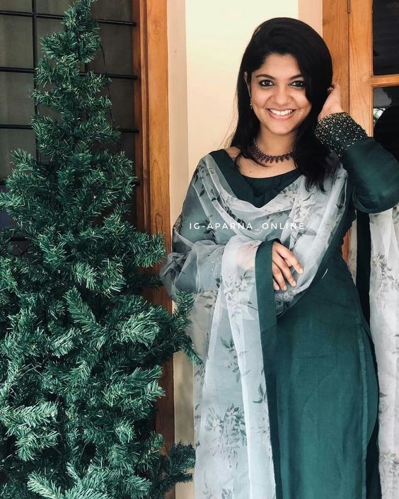 Escorts in Johar Town