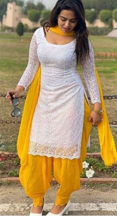 Escorts in Gulshan-e-Ravi